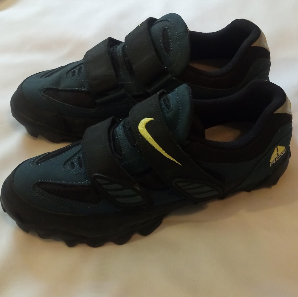 Nike ACG Mountain Biking Shoes